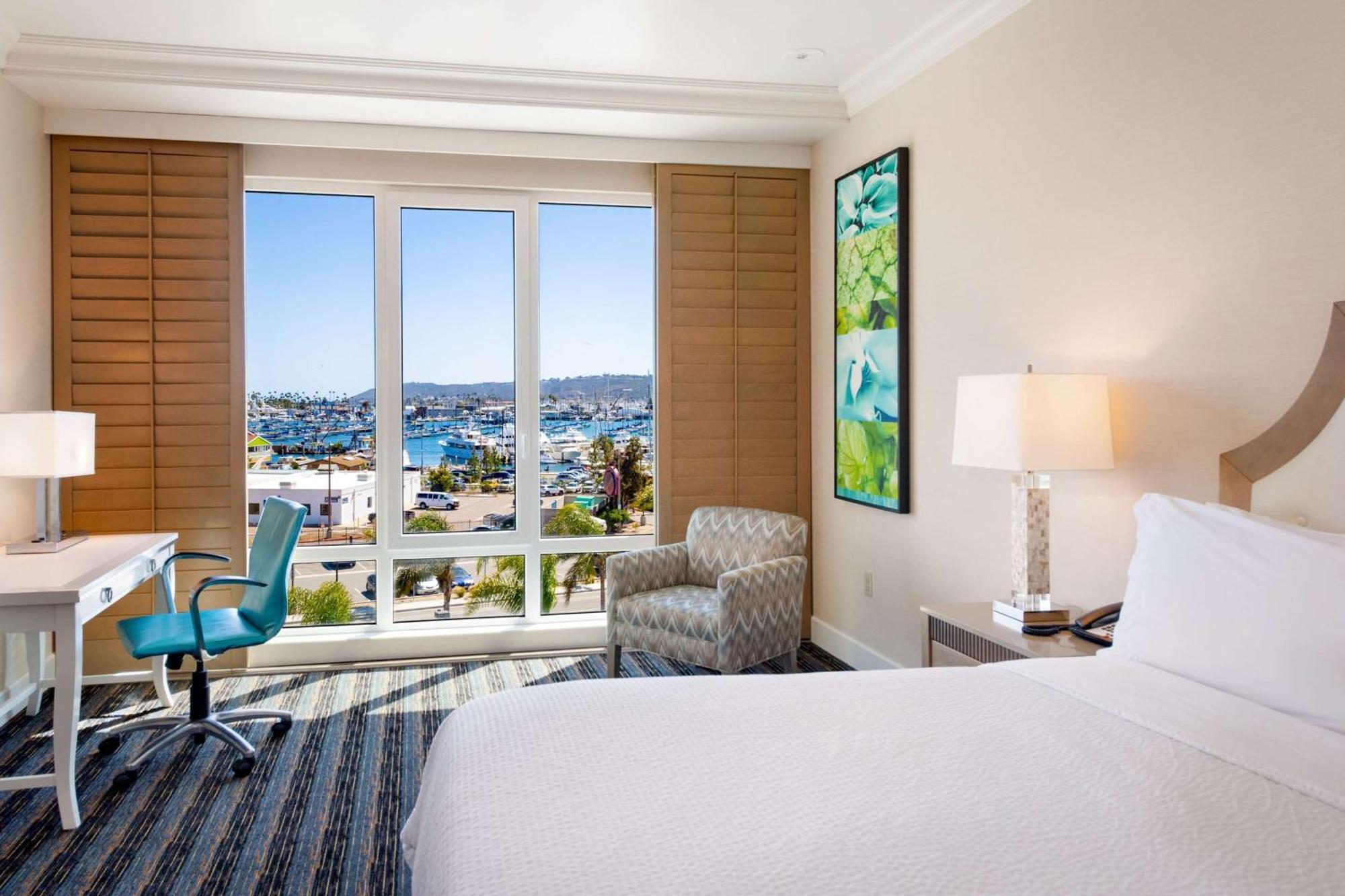 Doubletree By Hilton Bayside Resort
