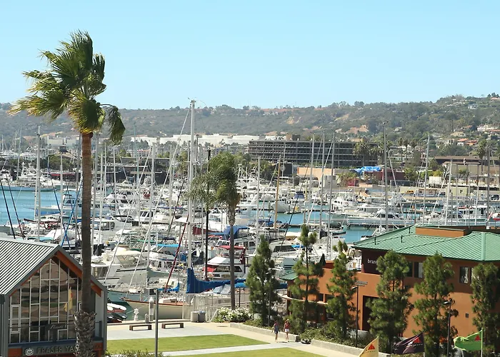 Holiday Inn San Diego Bayside, an IHG Hotel