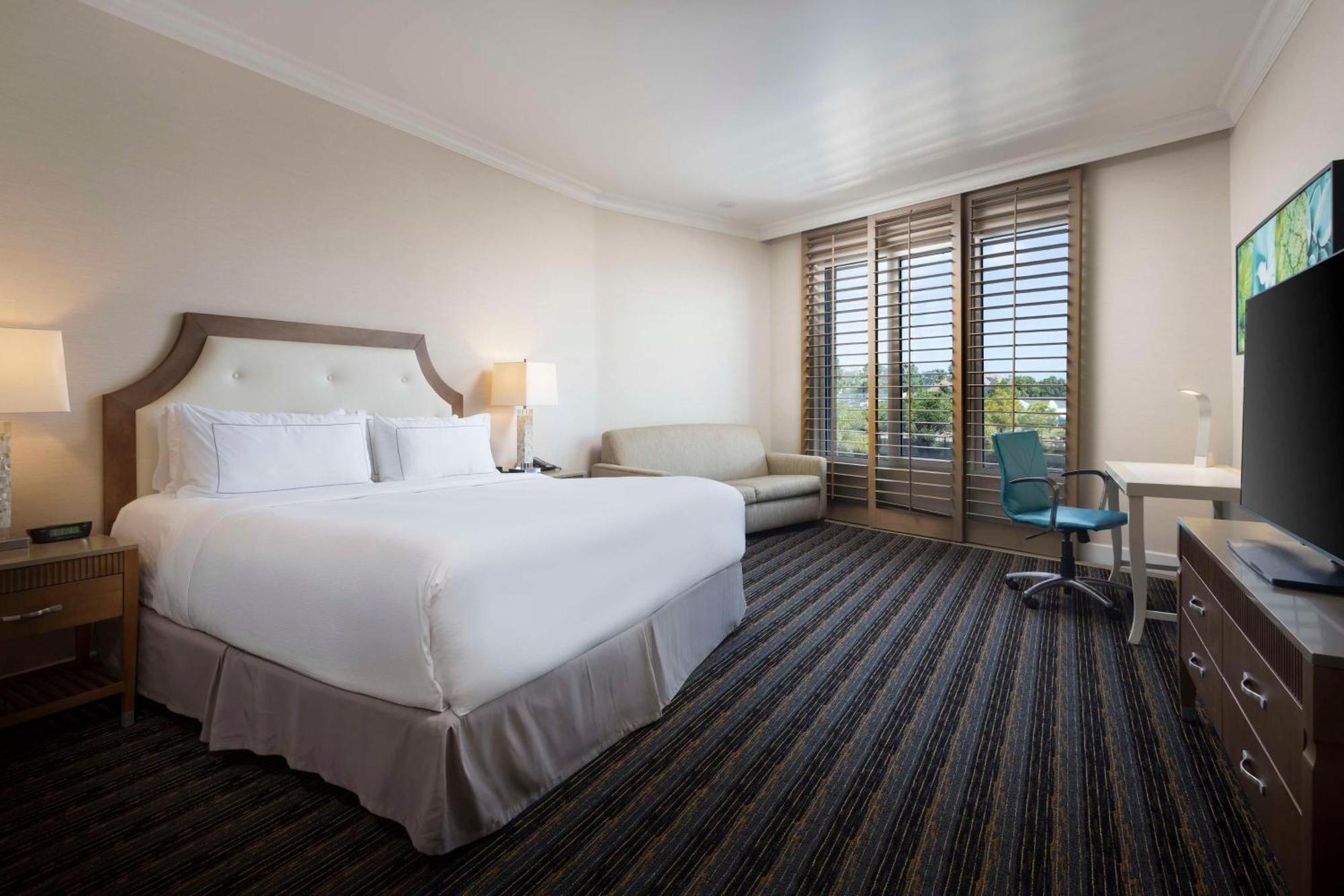 Bayside, An Ihg 3*